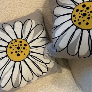 SET of 2 Throw Pillow COVERS with Daisy Design